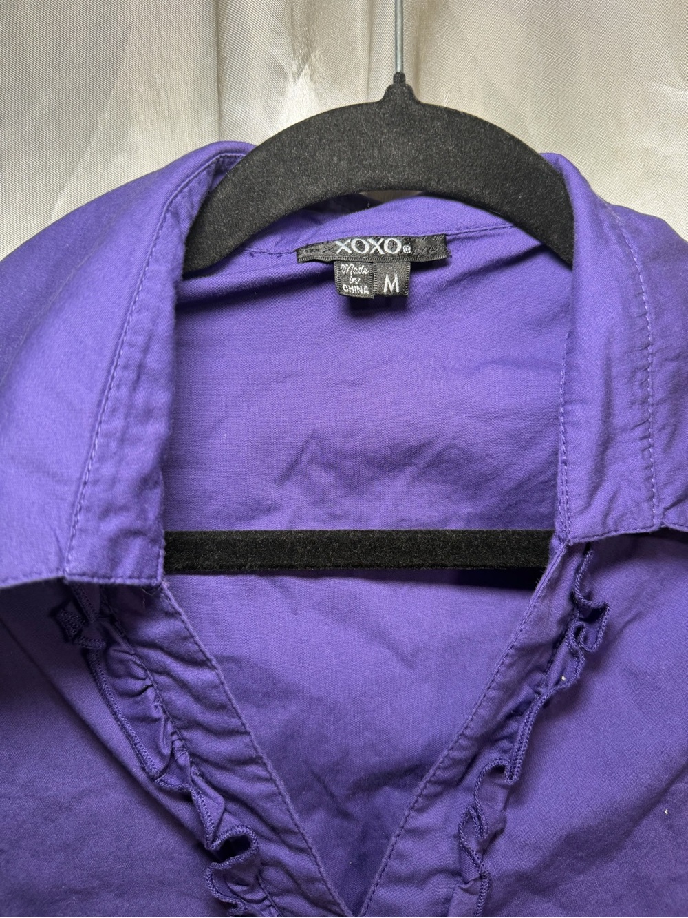 XOXO Women’s Medium Purple Ruffle Button Front Short Sleeve Blouse Y2K Career - Picture 3 of 6